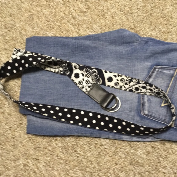 Talbots reversible black and white belt - Picture 1 of 4